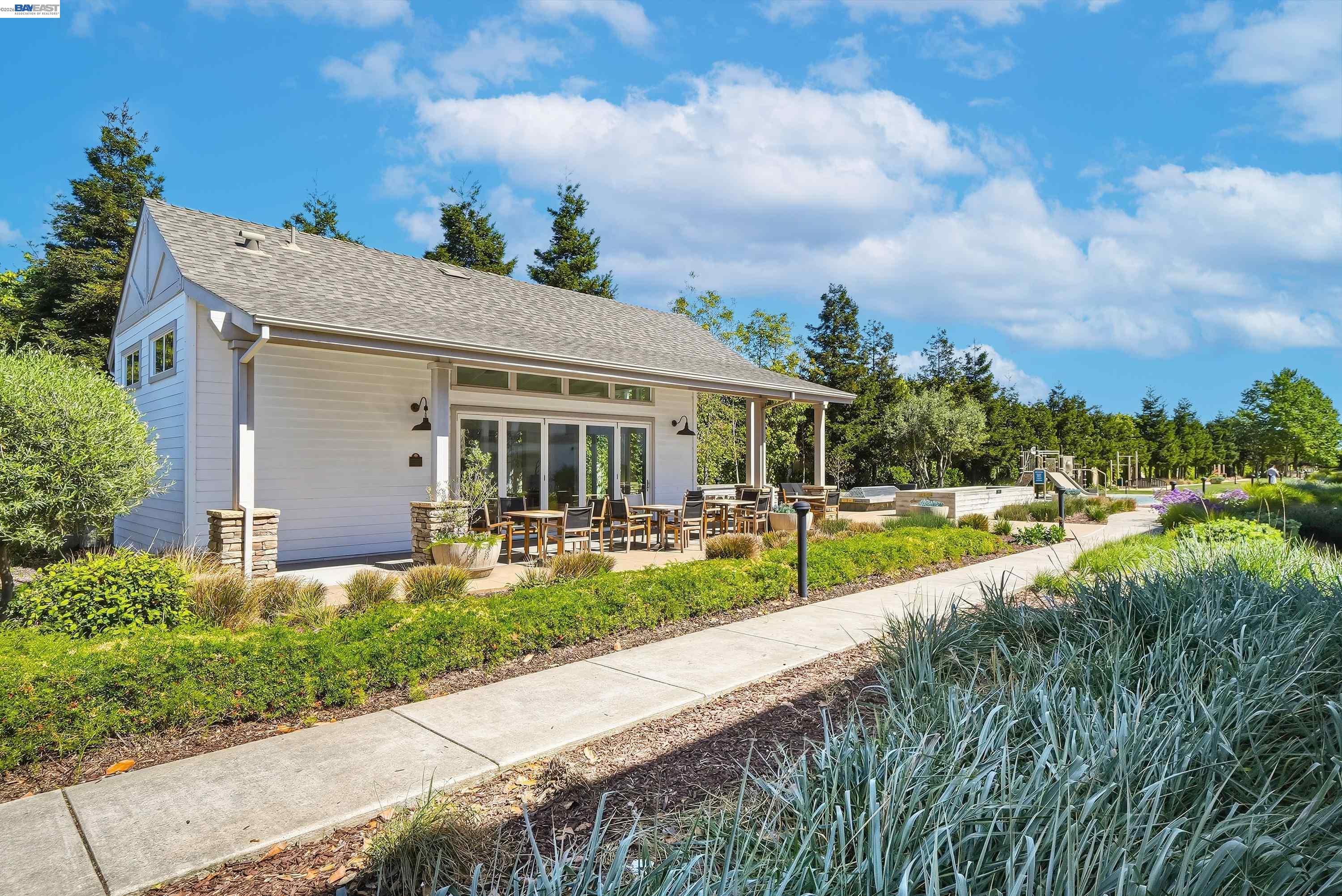 5569 Azalea Way Newark, CA 94560 - Photo 32 of 38