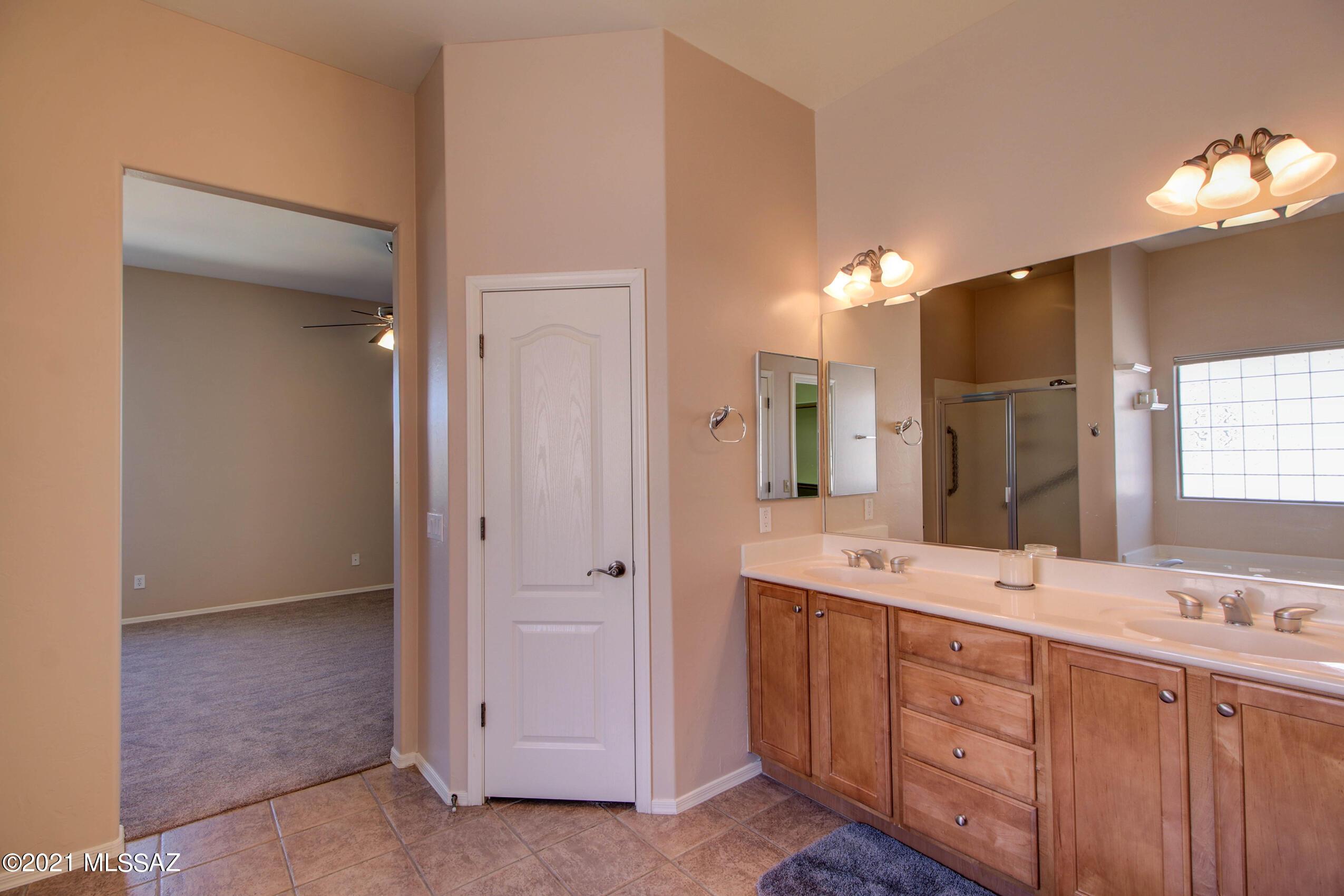 7998 North Rondure Loop Tucson, AZ 85743 - Photo 25 of 39 Gallery Image 25