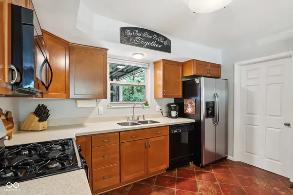 $320,000 | 7733 East 75th Street, Indianapolis, IN 46256