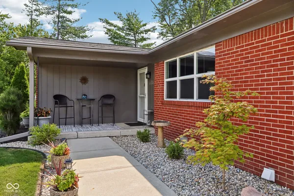 $320,000 | 7733 East 75th Street, Indianapolis, IN 46256
