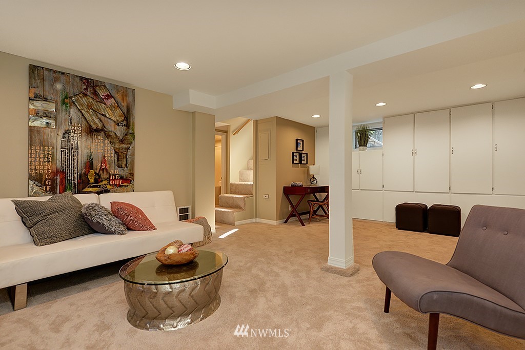 4118 Southwest Austin Street Seattle, WA 98136 - Photo 17 of 25 Gallery Image 17