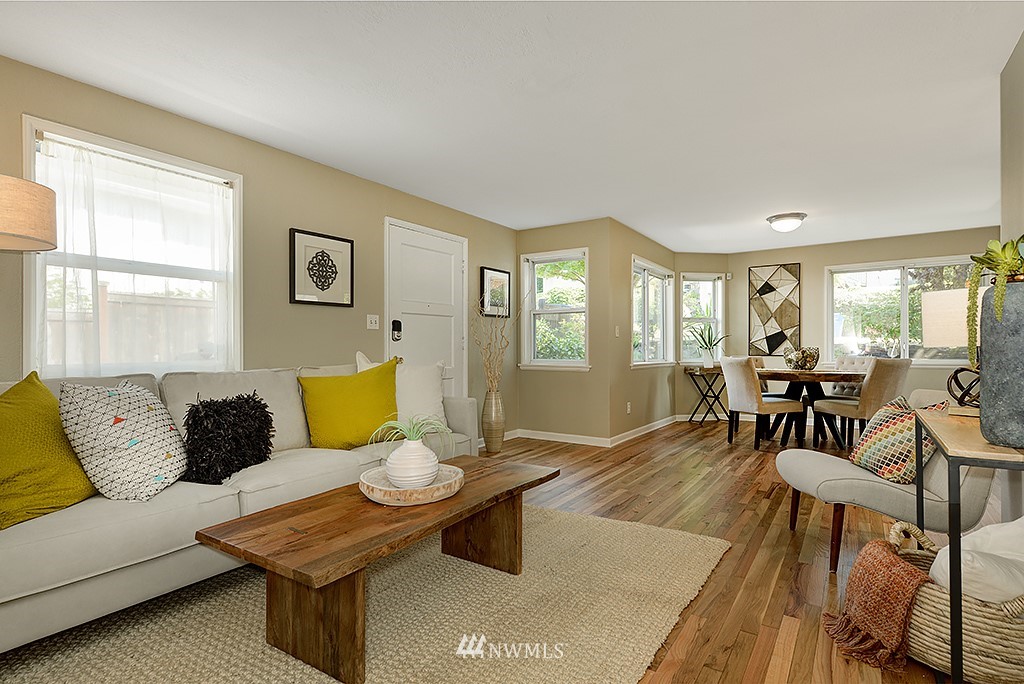 4118 Southwest Austin Street Seattle, WA 98136 - Photo 4 of 25 Gallery Image 4