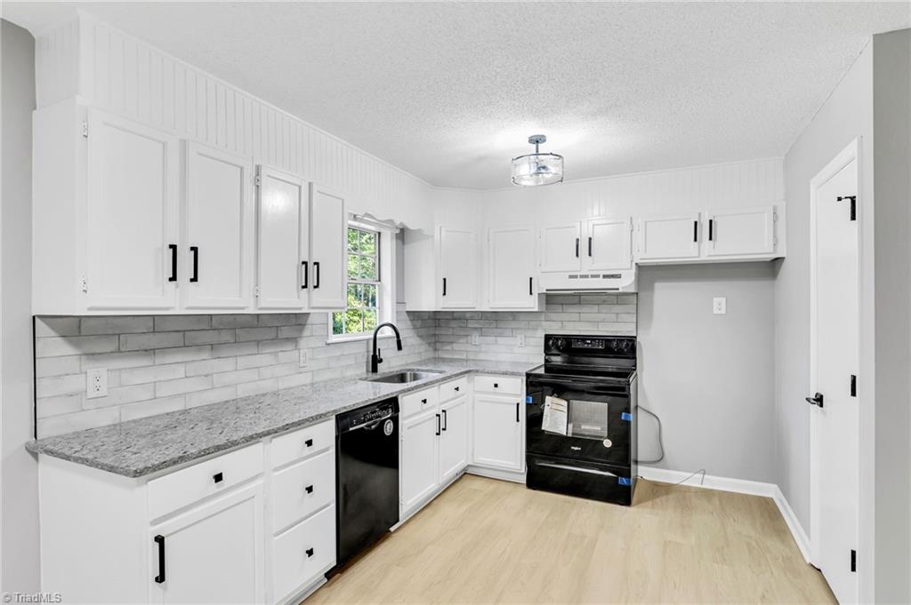 4055 Langden Road Winston-Salem, NC 27107 - Photo 6 of 33 Gallery Image 6