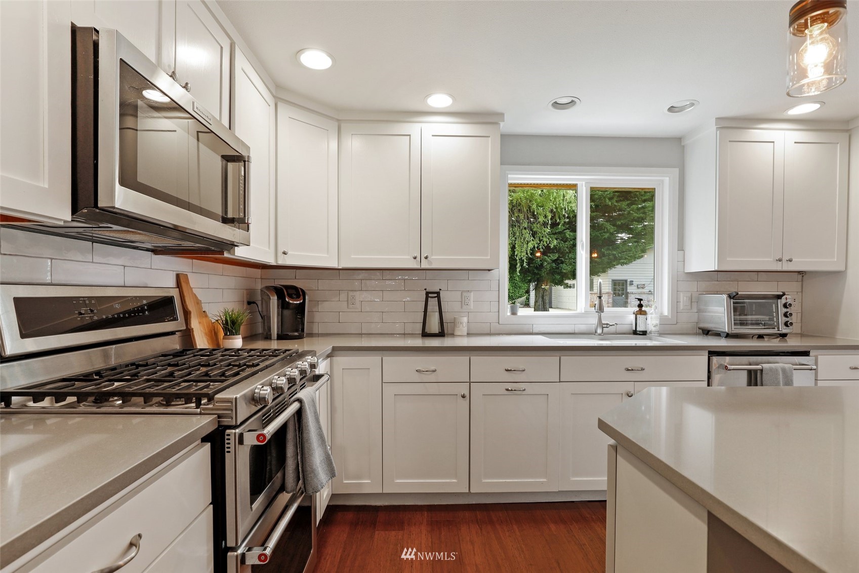 13118 158th Avenue Southeast Renton, WA 98059 - Photo 13 of 40 Gallery Image 13