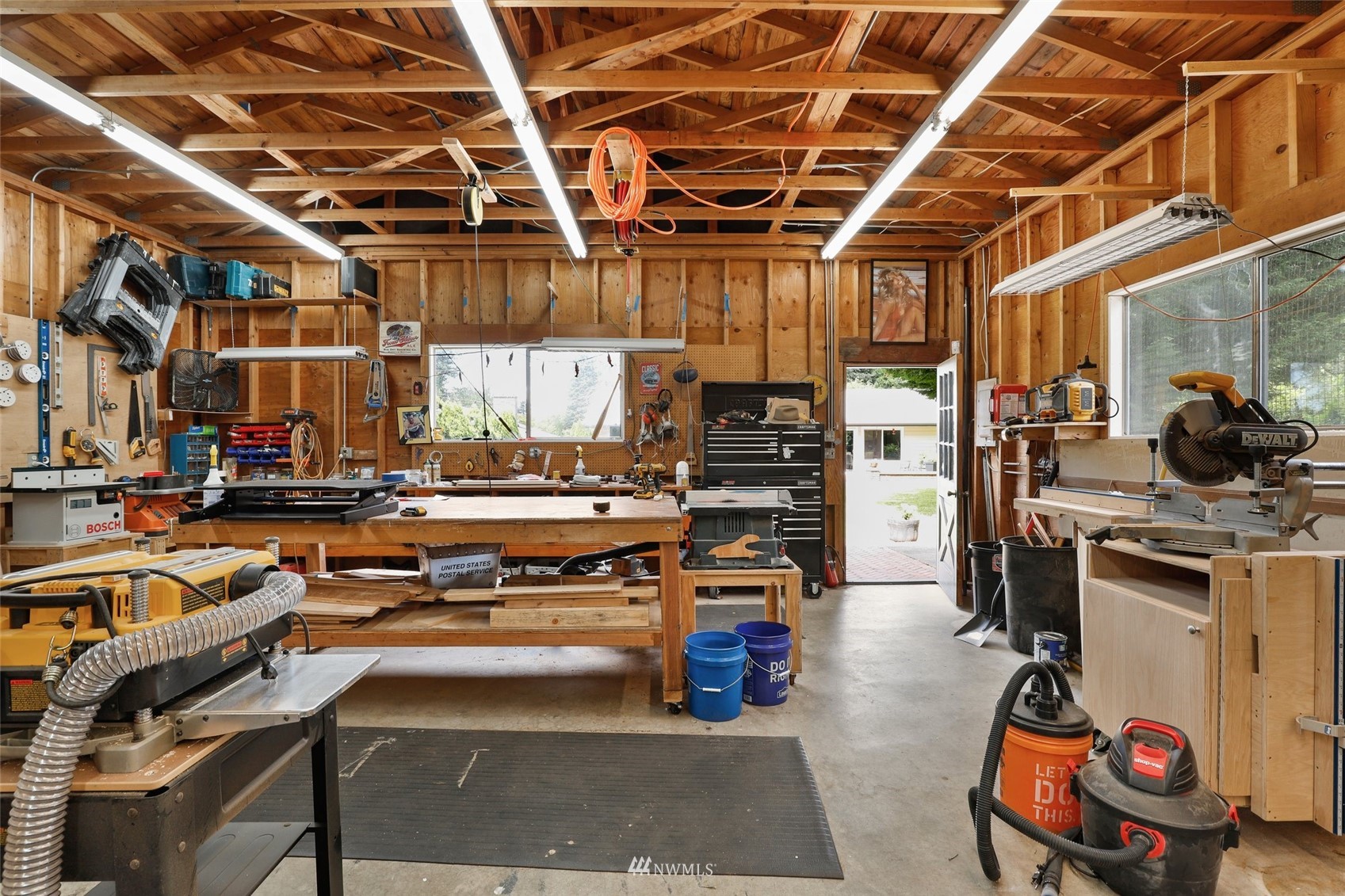 13118 158th Avenue Southeast Renton, WA 98059 - Photo 32 of 40 Gallery Image 32