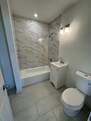 $2,100 | 213 Mechanic Street, Unit 2, Leominster, MA 01453