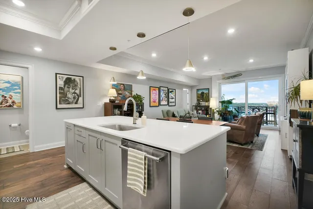 $849,000 | 240 North Water Street, Unit 1154, Wilmington, NC 28401