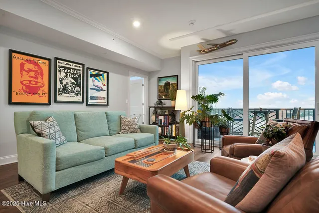 $849,000 | 240 North Water Street, Unit 1154, Wilmington, NC 28401