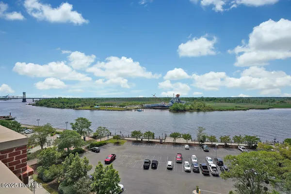 $829,000 | 240 North Water Street, Unit 1154, Wilmington, NC 28401