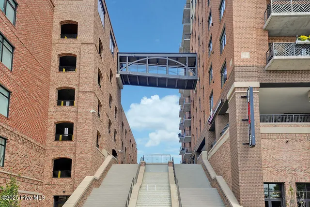 $849,000 | 240 North Water Street, Unit 1154, Wilmington, NC 28401