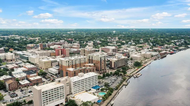 $849,000 | 240 North Water Street, Unit 1154, Wilmington, NC 28401