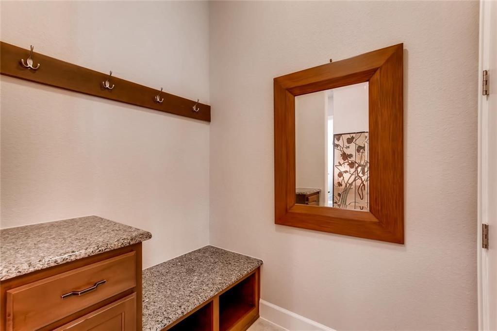 3124 Pablo Way Round Rock, TX 78665 - Photo 22 of 25 a hallway with washer and dryer