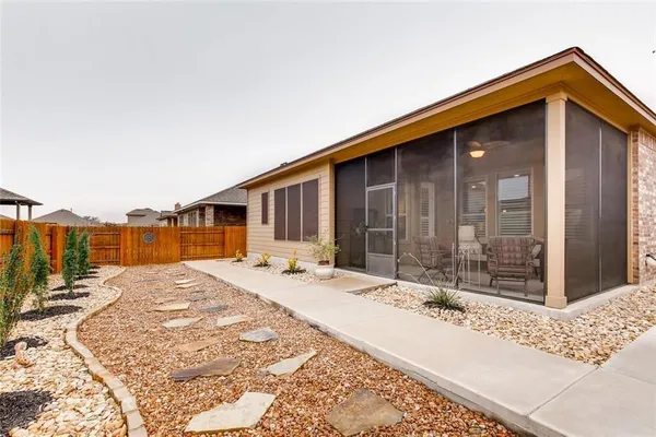$2,400 | 3124 Pablo Way, Round Rock, TX 78665