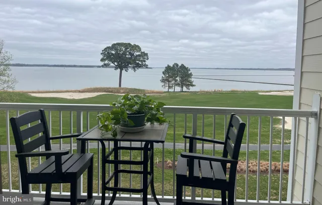 $399,900 | 2700 Willow Oak Drive, Unit 206D, Cambridge, MD 21613