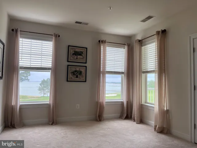 $399,900 | 2700 Willow Oak Drive, Unit 206D, Cambridge, MD 21613