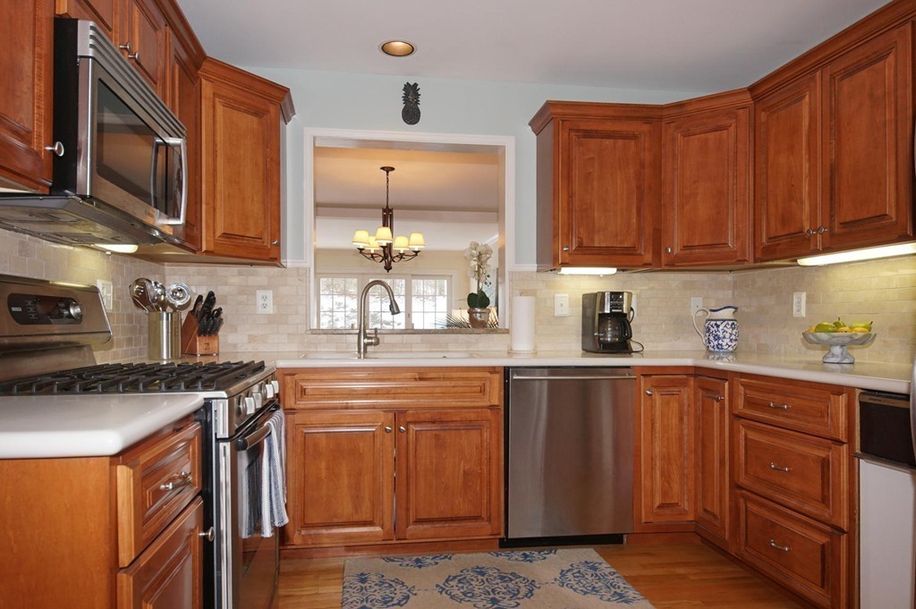 9 Highcroft Way, Unit 9 Hopkinton, MA 01748 - Photo 16 of 28