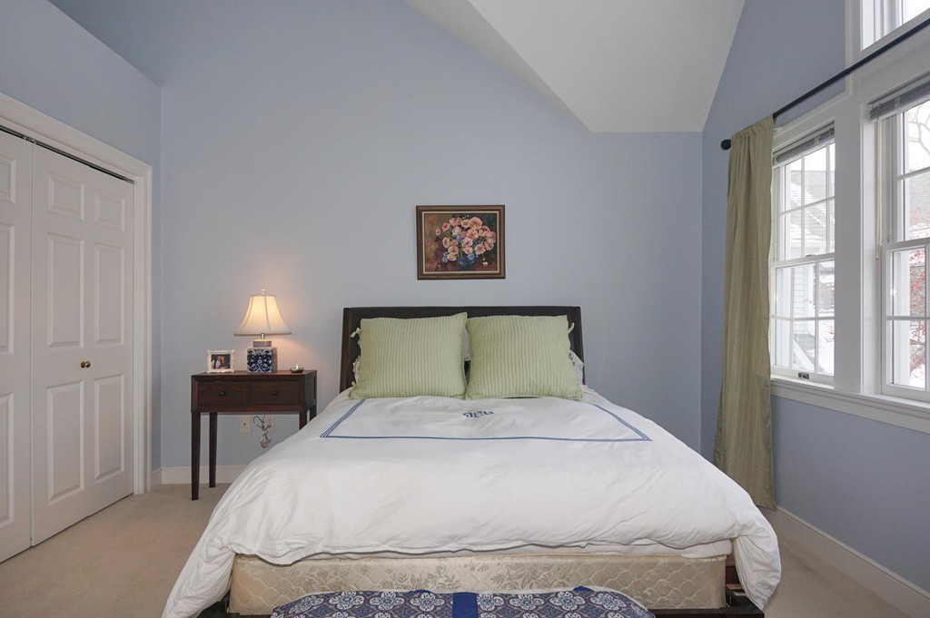 9 Highcroft Way, Unit 9 Hopkinton, MA 01748 - Photo 23 of 28