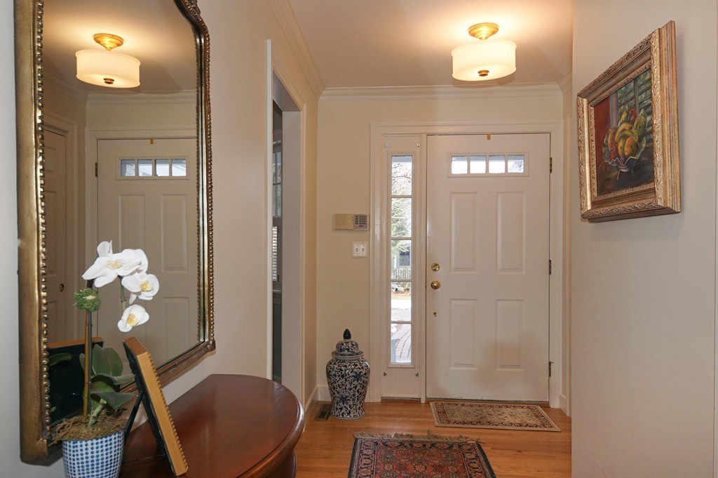 9 Highcroft Way, Unit 9 Hopkinton, MA 01748 - Photo 5 of 28