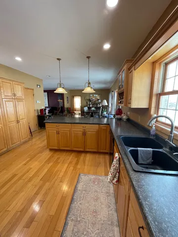 $549,900 | 10741 797th Avenue, Glenville, MN 56036