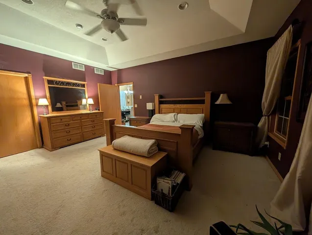 $549,900 | 10741 797th Avenue, Glenville, MN 56036