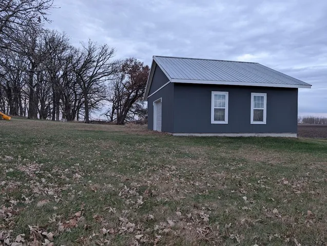 $549,900 | 10741 797th Avenue, Glenville, MN 56036