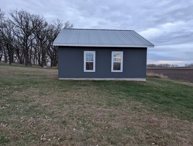 $549,900 | 10741 797th Avenue, Glenville, MN 56036