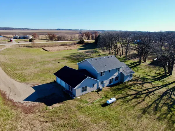$535,000 | 10741 797th Avenue, Glenville, MN 56036