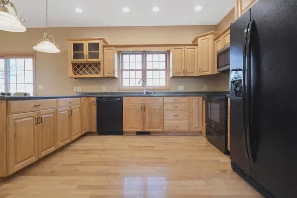 $510,000 | 10741 797th Avenue, Glenville, MN 56036