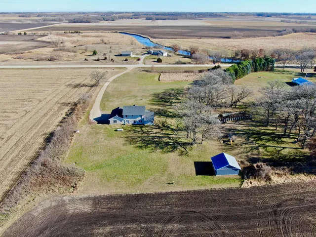 $549,900 | 10741 797th Avenue, Glenville, MN 56036