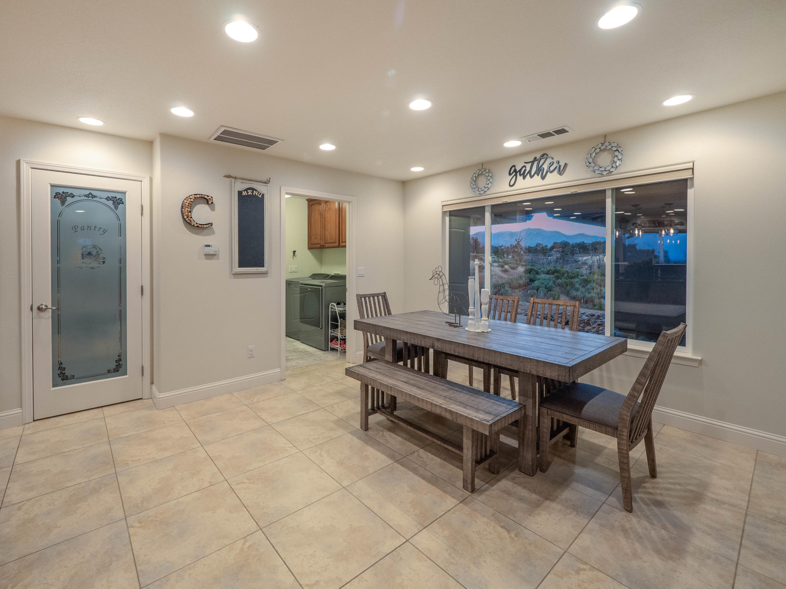 12870 Gas Point Road Igo, CA 96047 - Photo 17 of 44 Dining