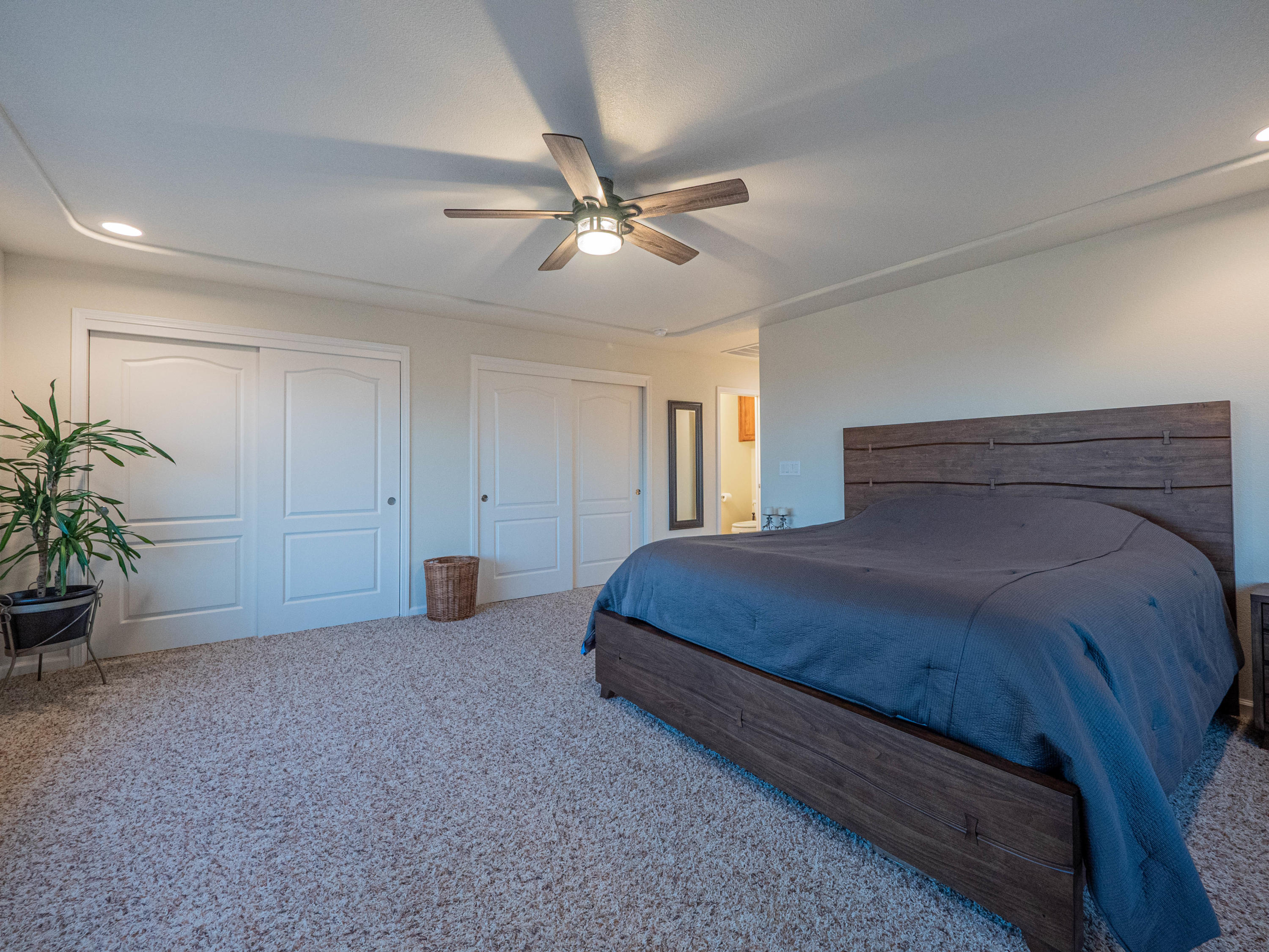 12870 Gas Point Road Igo, CA 96047 - Photo 23 of 44 Master Bed