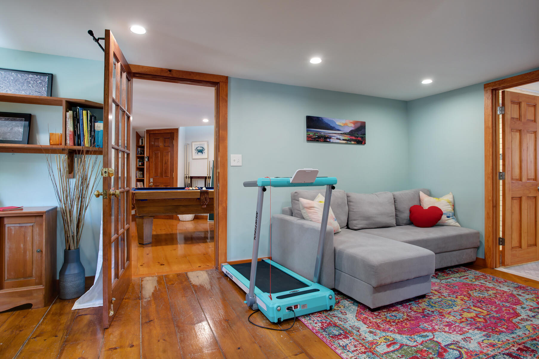 21 5 Corners Road Centerville, MA 02632 - Photo 19 of 38 a living room with furniture and a rug