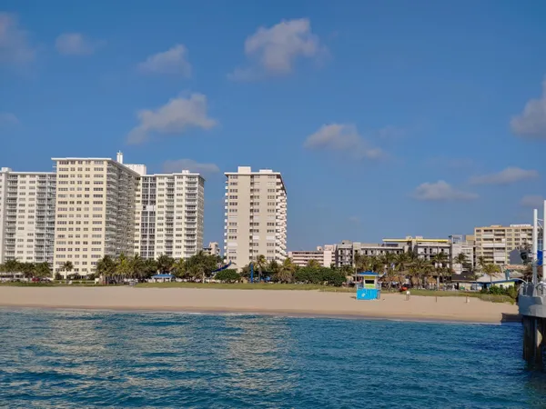 $3,700 | 133 North Pompano Beach Boulevard, Unit PH 7, Pompano Beach, FL 33062