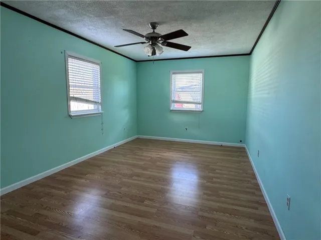 $1,950 | 649 East Niagara Circle, Terrytown, LA 70056