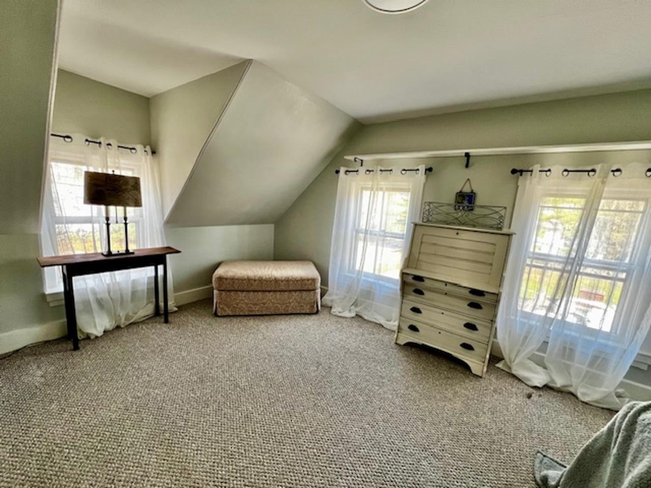 155 Middle Road Tuftonboro, NH 03816 - Photo 33 of 43 Gallery Image 33
