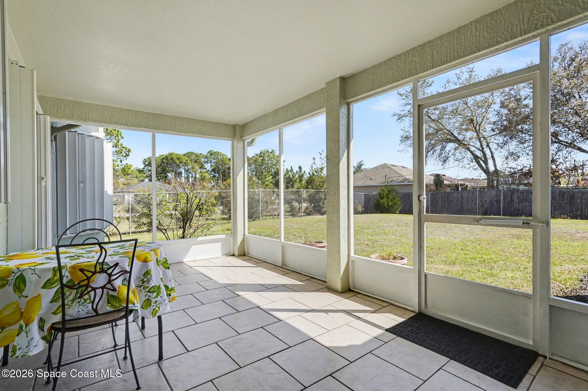 938 Commerce Road Southeast Palm Bay, FL 32909 - Photo 25 of 31 025_file_7675