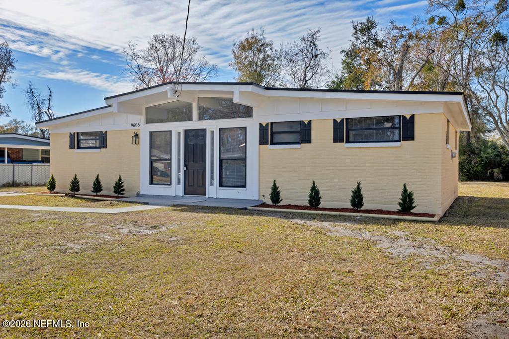 9606 Evesham Road Jacksonville, FL 32208 - Photo 3 of 32 9606 Evesham Rd-3