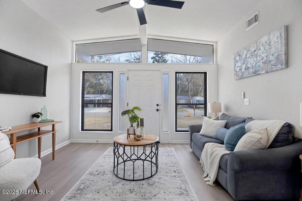 9606 Evesham Road Jacksonville, FL 32208 - Photo 6 of 32 9606 Evesham Rd-6