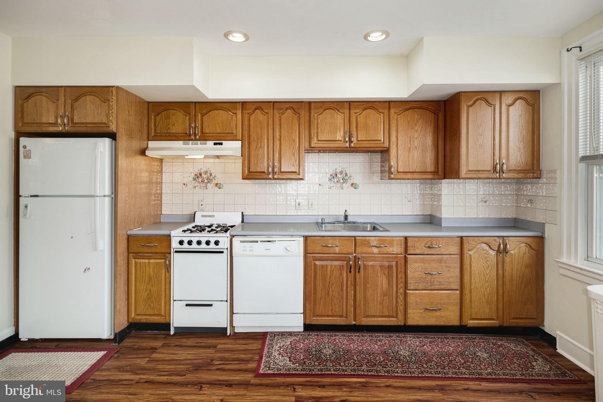 7268 Rising Sun Avenue, Unit 2 Philadelphia, PA 19111 - Photo 3 of 12