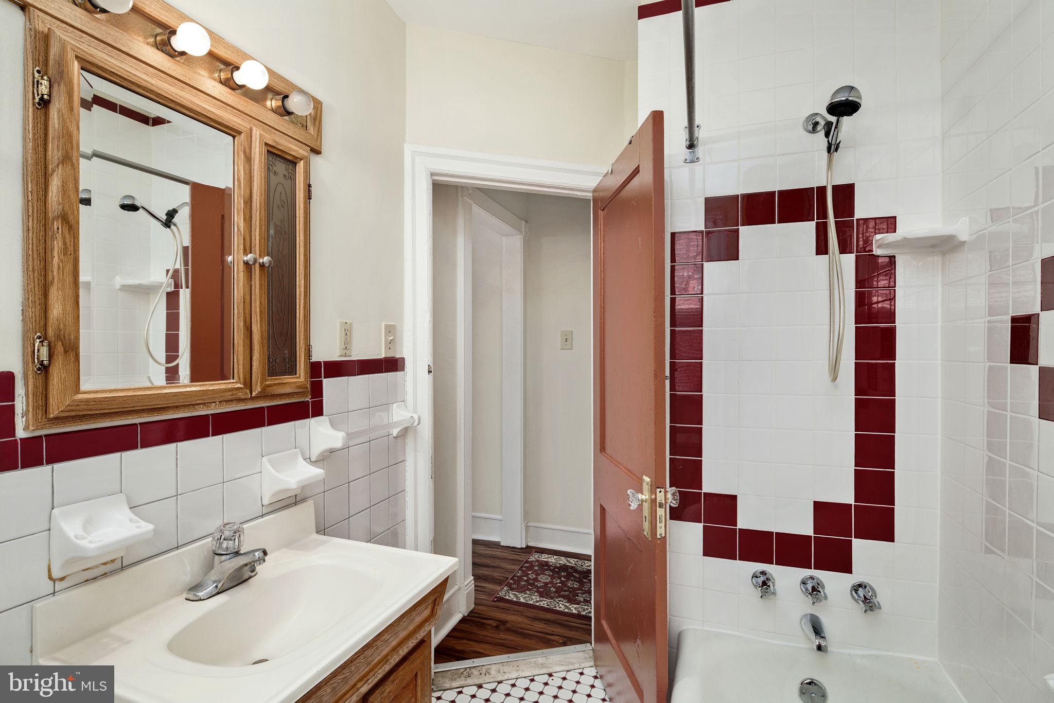 7268 Rising Sun Avenue, Unit 2 Philadelphia, PA 19111 - Photo 7 of 12