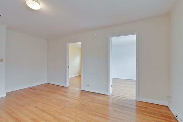 $715,000 | 210 South Avenue, Glencoe, IL 60022