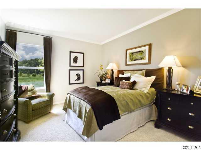8642 Heartleaf Road Charlotte, NC 28227 - Photo 7 of 16 Gallery Image 7