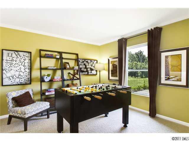 8642 Heartleaf Road Charlotte, NC 28227 - Photo 9 of 16 Gallery Image 9