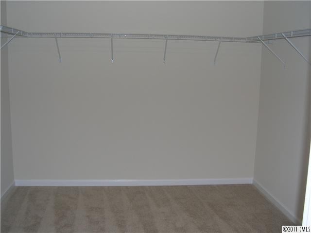 8642 Heartleaf Road Charlotte, NC 28227 - Photo 10 of 16 Gallery Image 10