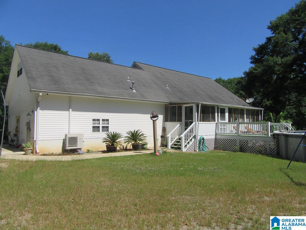61 Swan Lane Talladega, AL 35160 - Photo 5 of 50