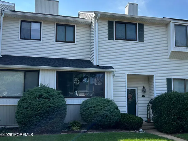 $3,500 | 185 Clubhouse Drive, Middletown, NJ 07748