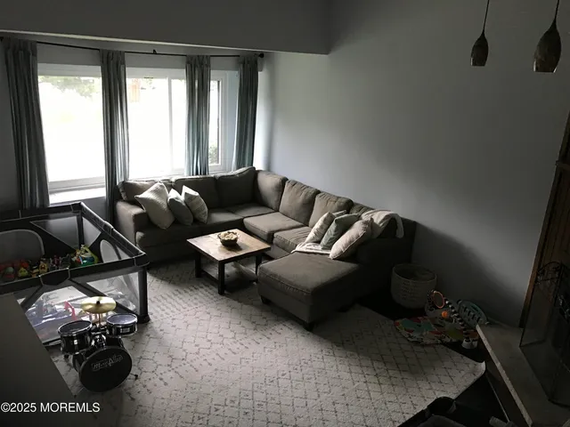 $3,500 | 185 Clubhouse Drive, Middletown, NJ 07748