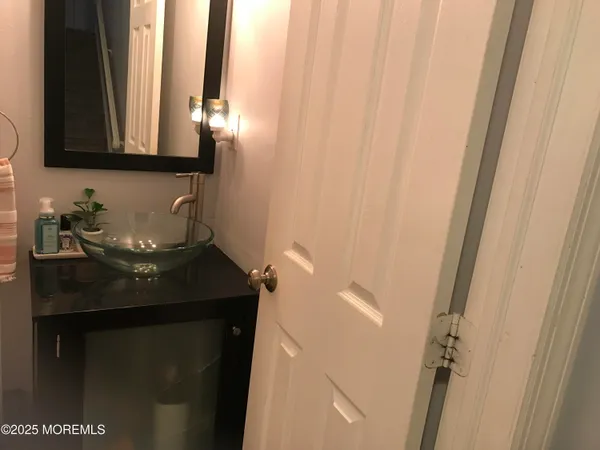 $3,500 | 185 Clubhouse Drive, Middletown, NJ 07748