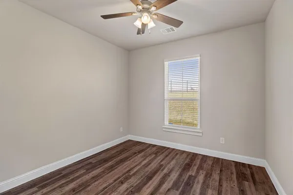 $424,998 | 621 Mdw Lk Drive, Weatherford, TX 76087