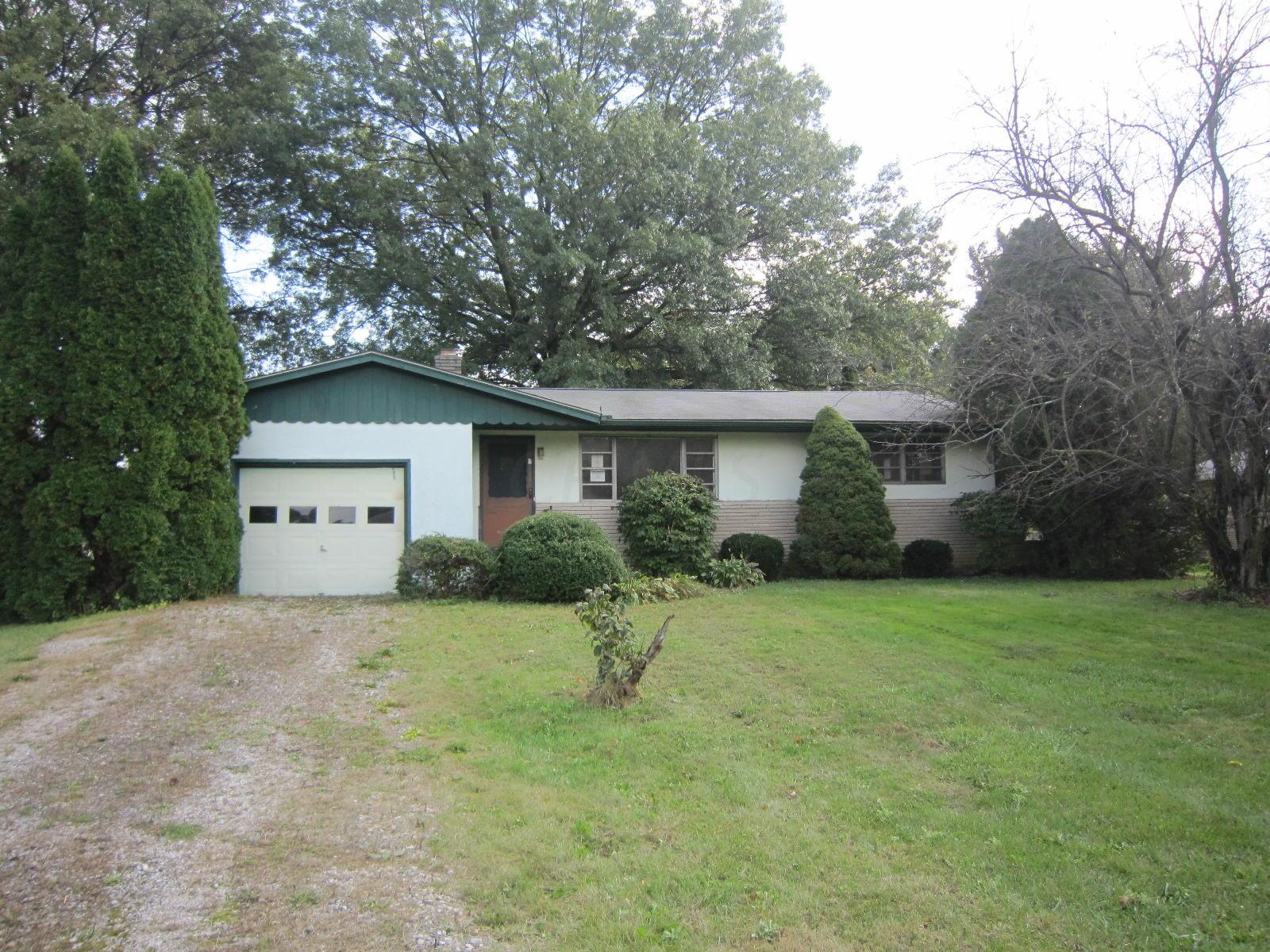 3082 Marwick Road Columbus, OH 43232 - Photo 1 of 9 Gallery Image 1